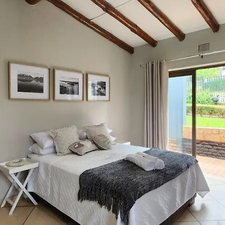 Expansive 5-Bedroom House Hartbeespoort Exterior foto