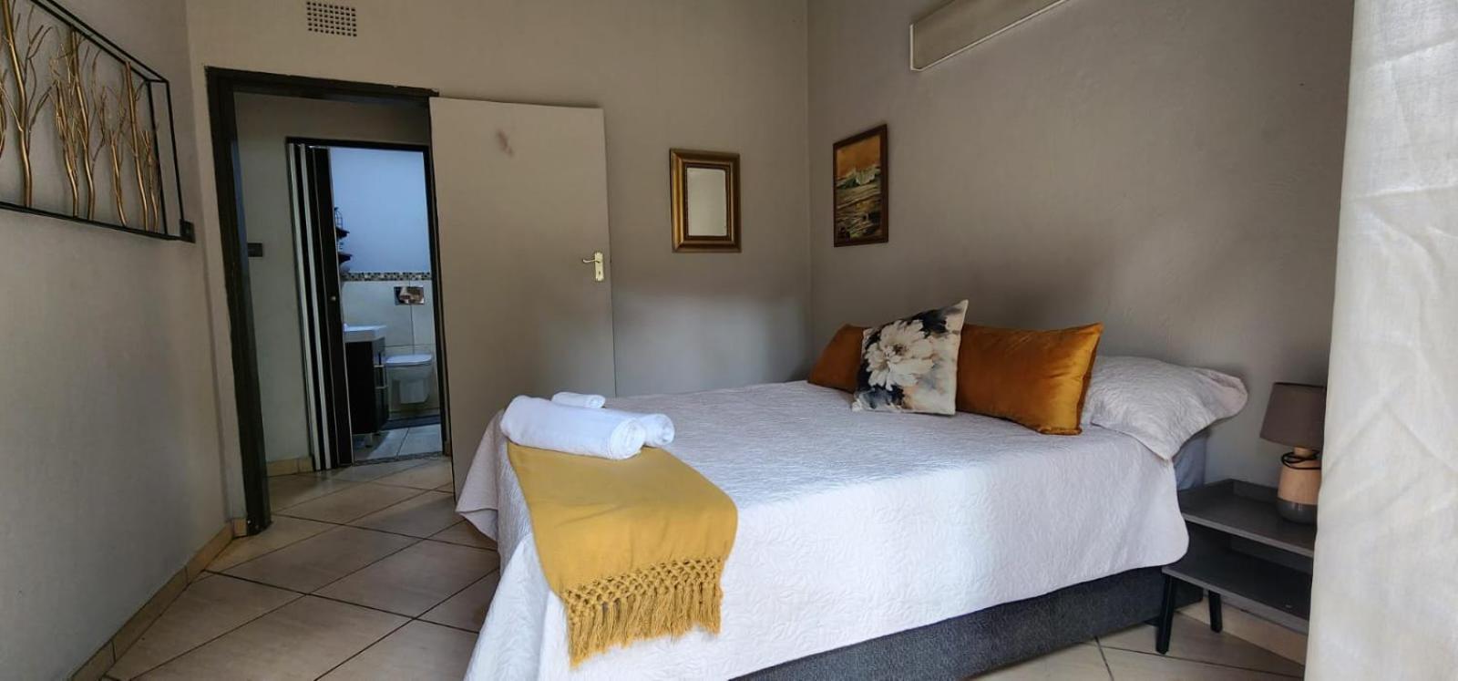 Expansive 5-bedroom House Holiday home *